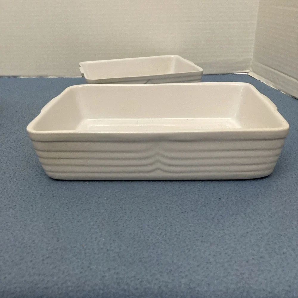 R.H. Macy & Co. Set of 2 White Patterned Stoneware Baking Dishes  8
